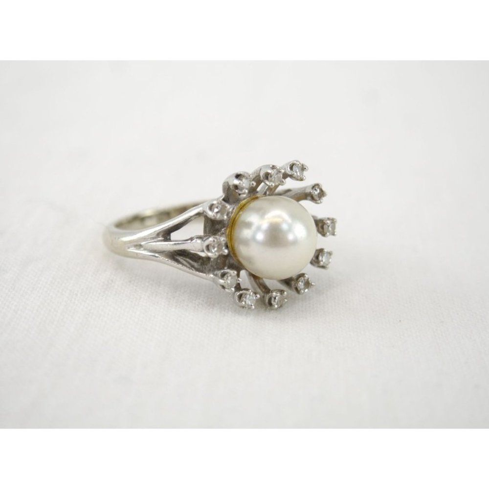 Vintage Pearl & Diamond Ring in 14K White Gold, Sz 5.5